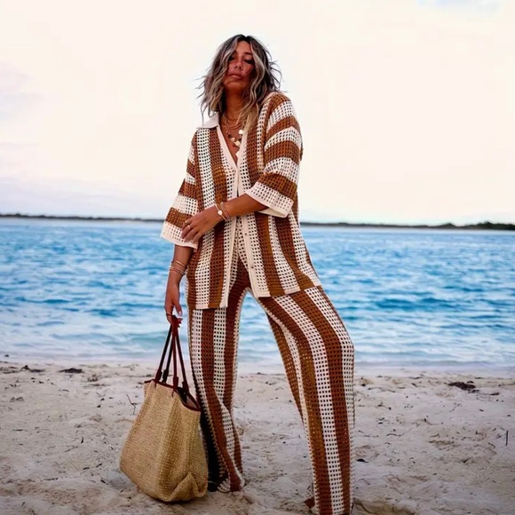 Vici Other - NWOT crochet set